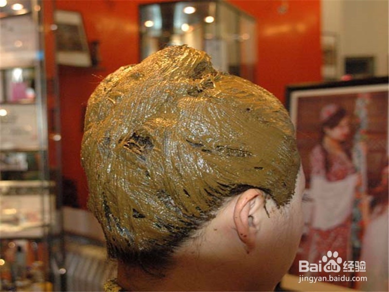 指甲花（凤仙花）染发是否有害？