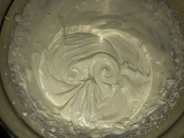 酸奶慕斯婚庆蛋糕