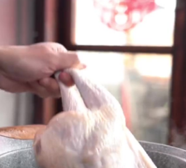 如何在家自制口水鸡