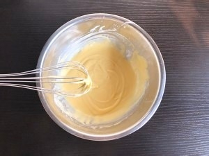 超松软迷你蛋糕球，无需烤箱一口一个