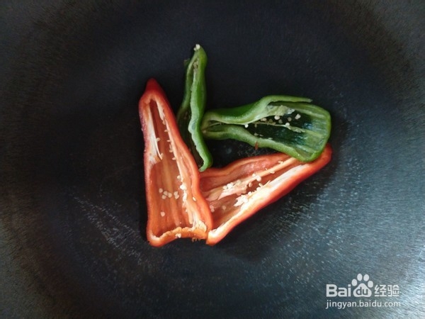 下酒菜之双椒虎皮皮蛋的制作方法