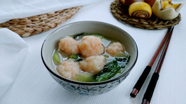 虾仁丸子煮油菜