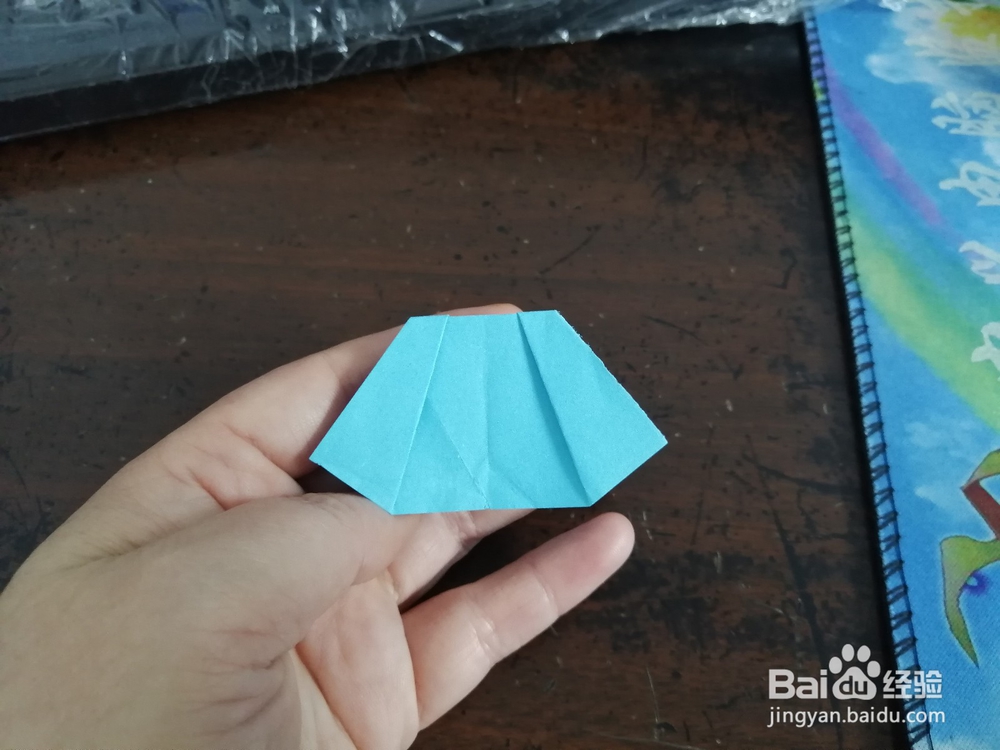 学生装迷你短裙怎么用纸折