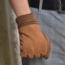 戴上胶手套后手很臭怎么办