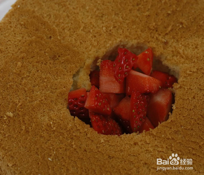 爱烘焙—草莓雪崩蛋糕做法