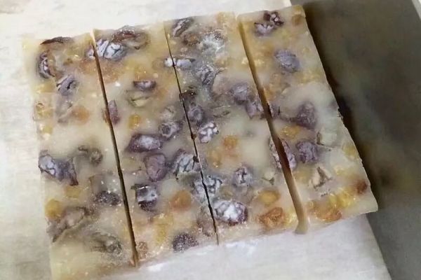 红枣核桃糯米糕