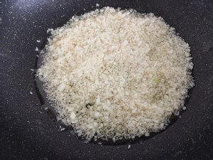 原汁原味的蒜蓉蒸虾-营养又简单
