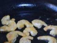 香煎虾拼玉米怎么做好吃