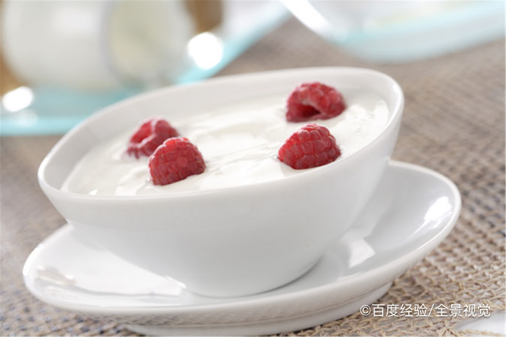 红糖和酸奶一起吃的好处