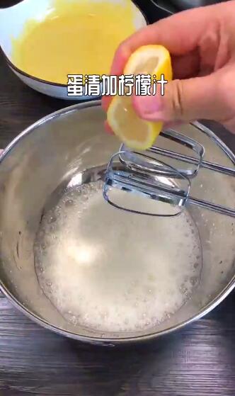 如何做用电饭煲做蛋糕