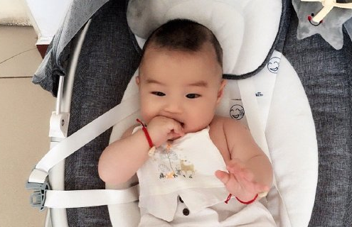 宝宝半岁朋友圈怎么发