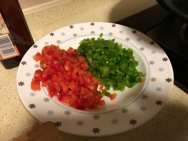 双椒蒜茸粉丝蒸青口