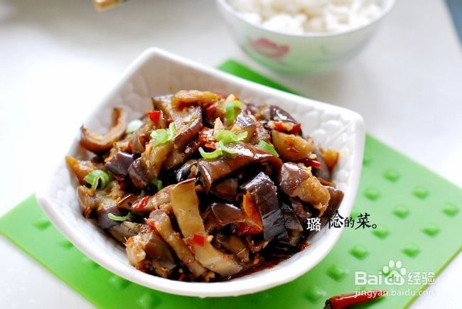 避免茄子“吃”油的小妙招——不油不腻吃茄子