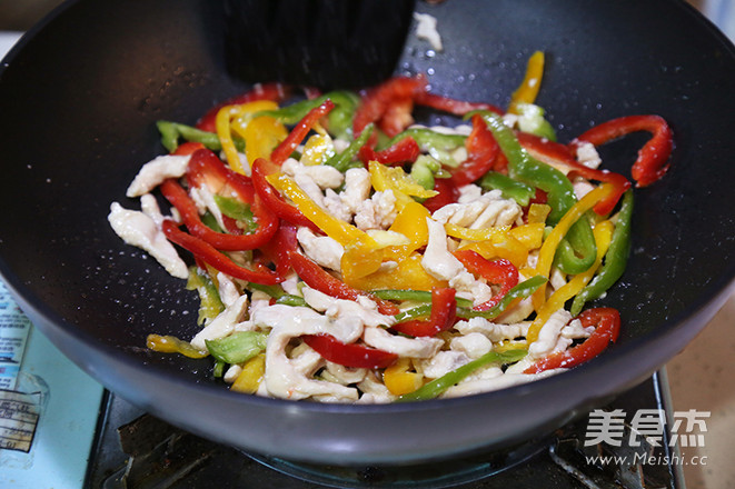彩椒鸡丝的做法