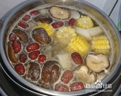 箩卜香菇鸡汤的家常做法