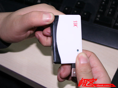 数码相机CF卡针脚断了,自己动手摆脱杯具