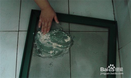 清洗纱窗小妙招