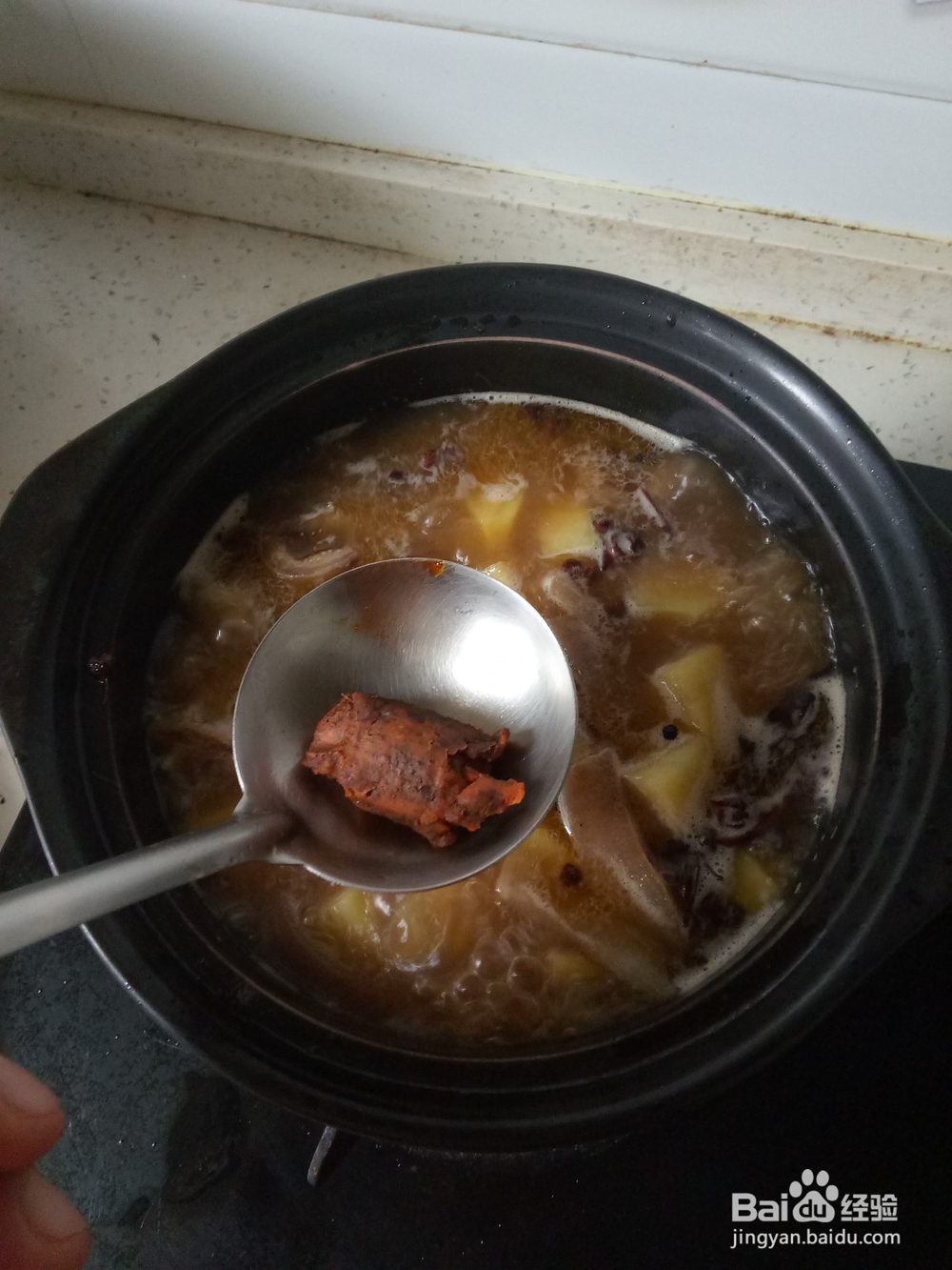 砂锅猪皮炖土豆