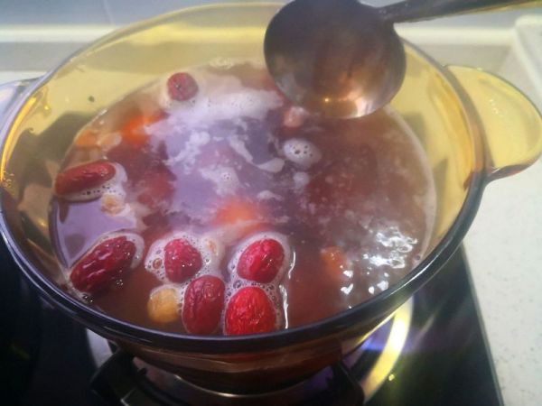 红糖姜煮豆沙南瓜汤圆