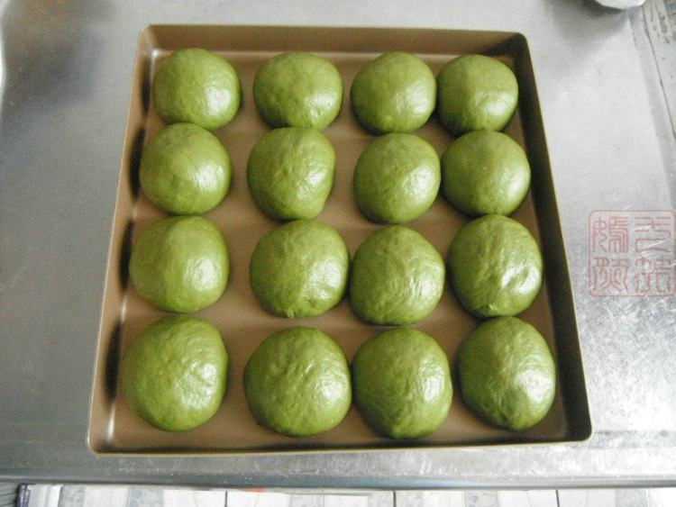 想吃淡奶抹茶小餐包？轻轻松松就能学会