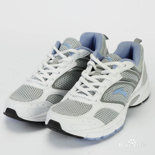 运动鞋网面油渍怎么洗