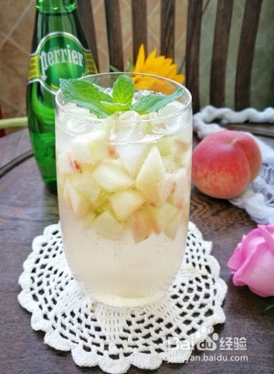 夏日冰饮桃气泡泡