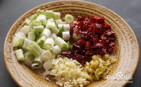 家常宫保鸡丁的做法