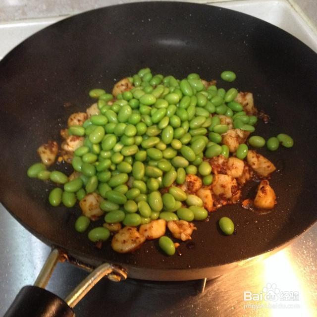 非常简单的腰果鸡丁烩毛豆