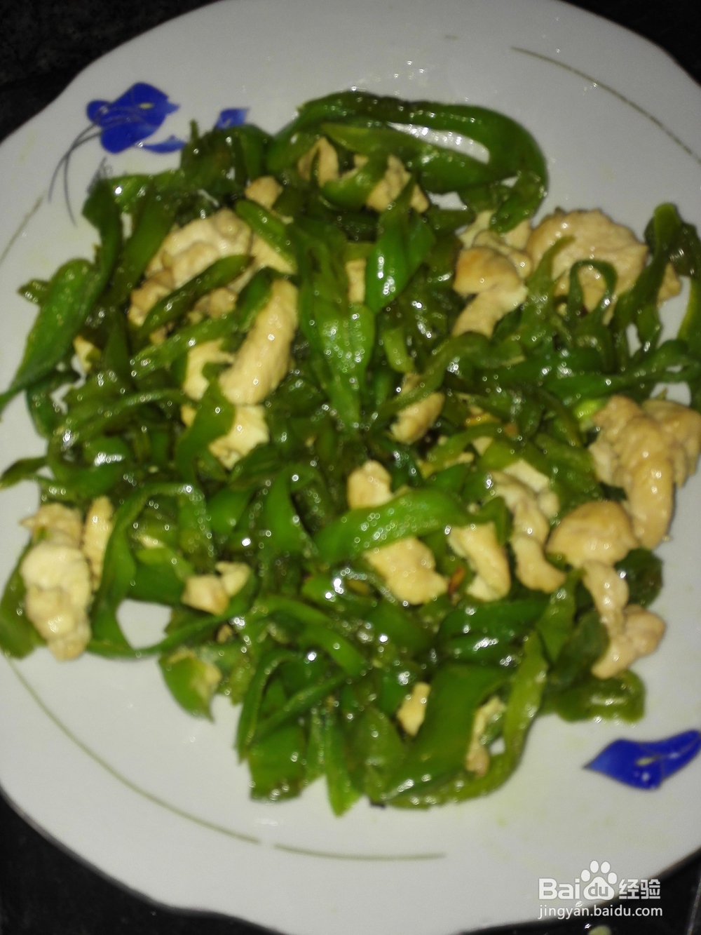 怎样做辣椒炒鸡肉？