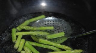 咖喱降意面的做法