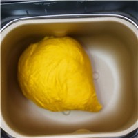 面包机做面包的方法（南瓜面包）