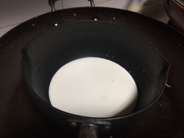 酸奶抹茶双色慕斯