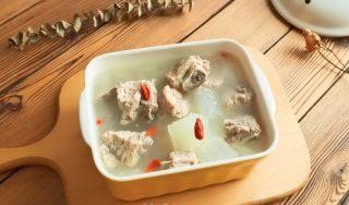 冬瓜排骨汤怎么做？