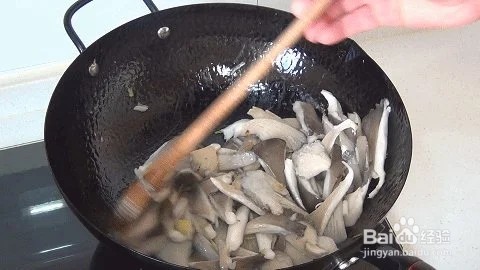 红苋菜炒蘑菇
