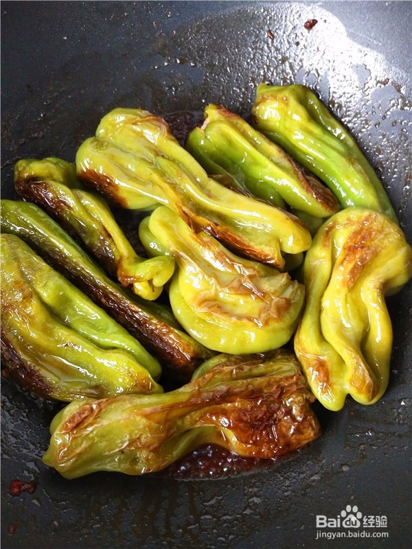 虎皮青椒塞肉的做法