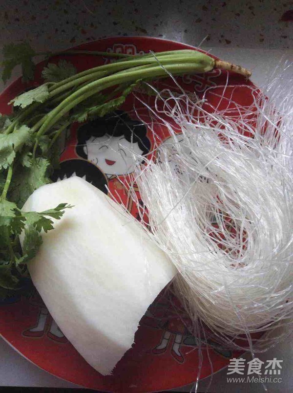 羊肉丸子萝卜汤