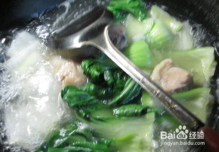 青菜冬瓜鸡腿汤