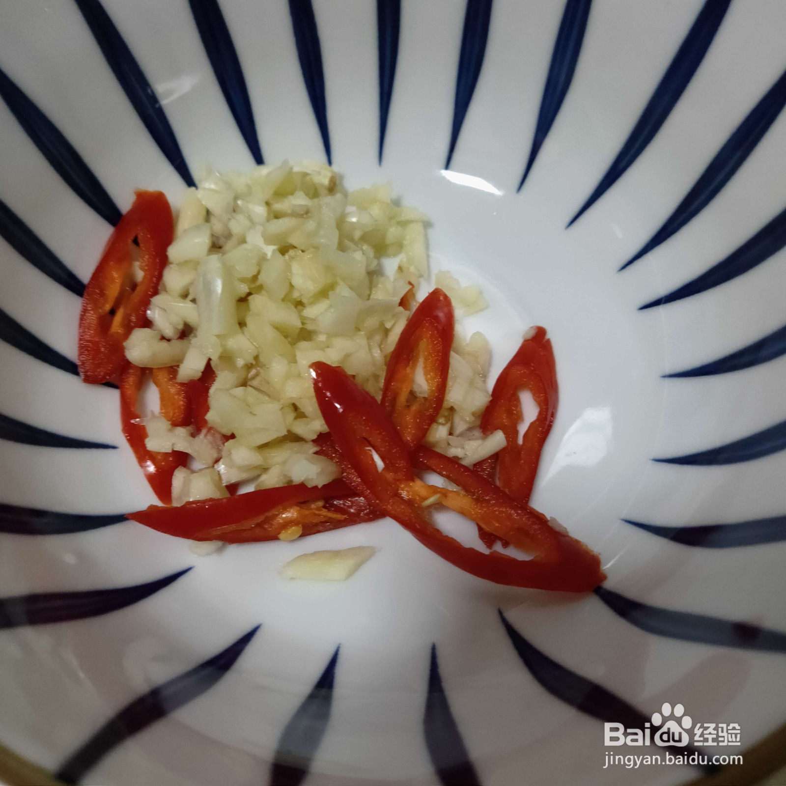 凉拌黄瓜金针菇的做法