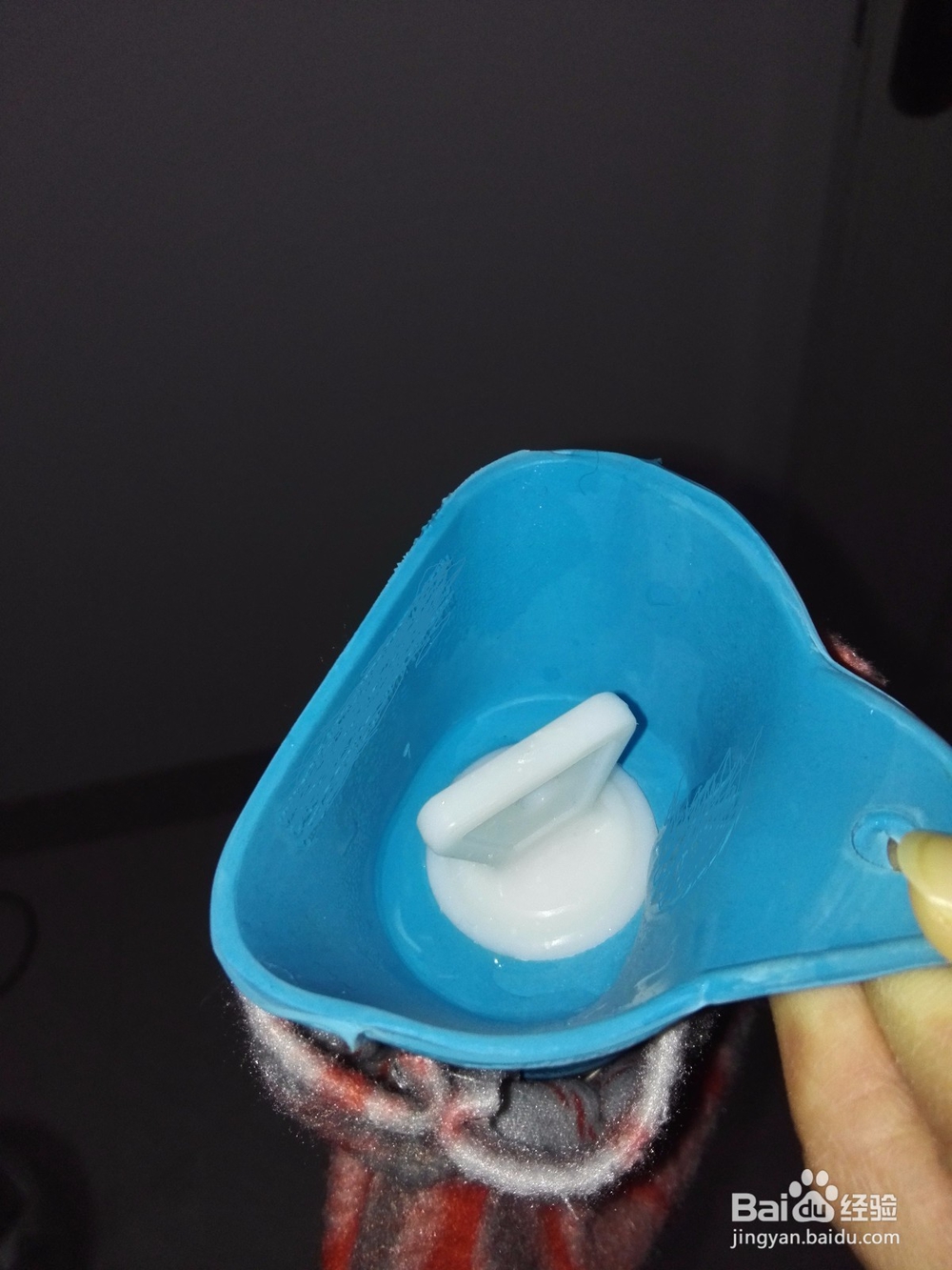 塑胶热水袋怎么使用