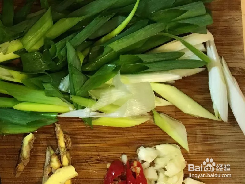 怎样做出家常菜系列之酱炒鱿鱼圈