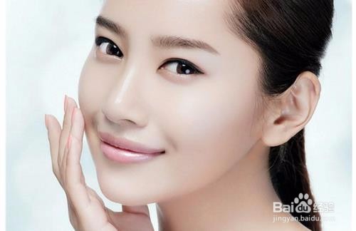 如何快速去黑头？