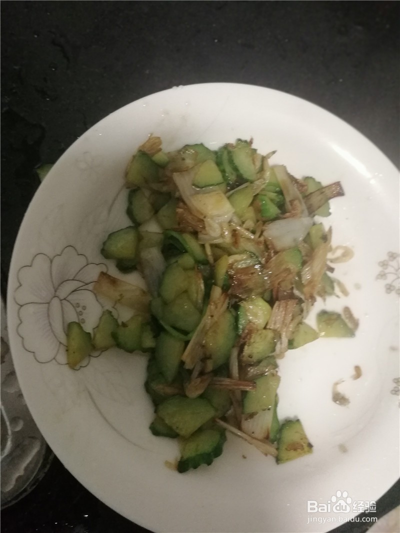 黄瓜丁炒哈喇肉