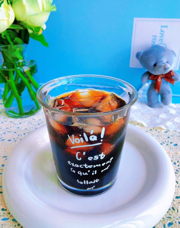 蔓越莓抹茶冰咖啡