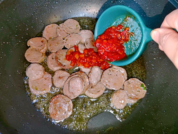 芹菜豆皮牛肉丸