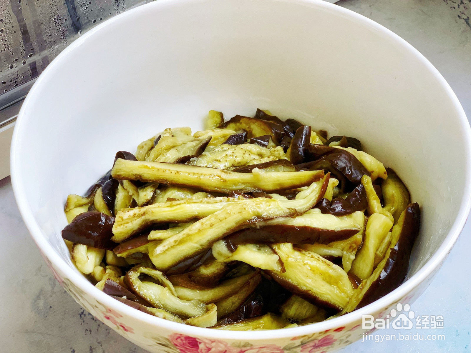 凉拌手撕茄子的做法