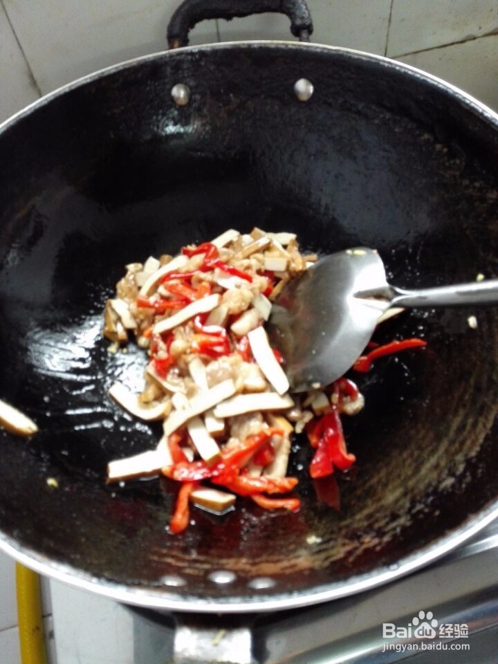 怎样制作香干炒肉好吃?