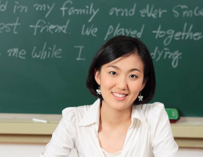 look upward什么时候加s