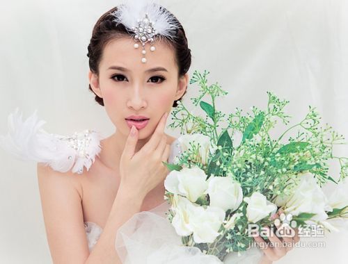 时下最流行的婚纱照风格，闪到你的眼睛