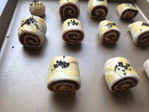 酥掉渣手抓饼蛋黄酥