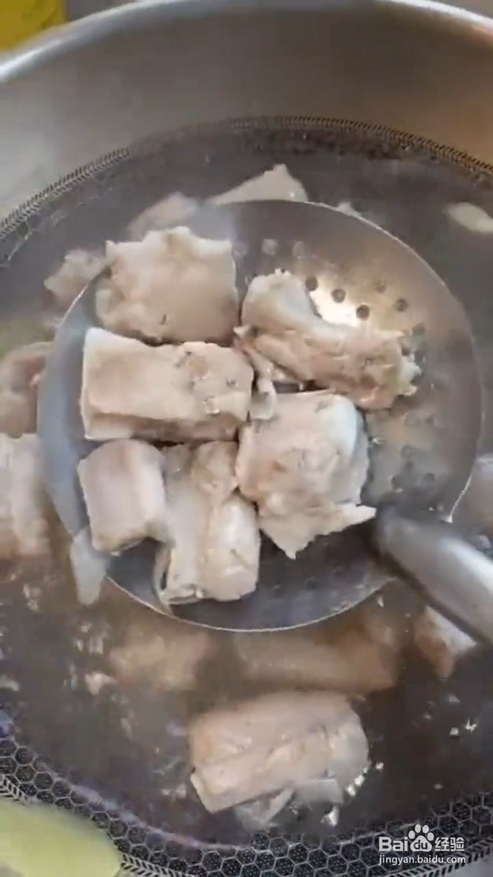 如何制作毛豆烧排骨